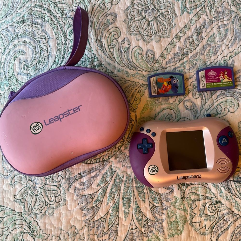 LeapFrog Leapster2 Purple Handheld Console
